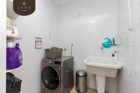 8_photo/94dce6bb29.2f15d505e37c7ac5-ATLAS-4d6ea482-b8ce-48c9-9efc-45fcc265ab86.jpg de casa à venda com 3 quartos, 199m² em São Lourenço, Curitiba