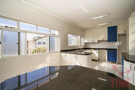 12_photo/94dce6bc67.5b1ffa6849bccbd1-ATLAS-1b6fca14-b174-4e0a-af03-117a89bfd073.jpg de casa à venda com 5 quartos, 600m² em São Lourenço, Curitiba