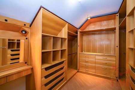 33_photo/94dce6bc67.5b1ffa6849bccbd1-ATLAS-981fcebe-7162-4021-b8d4-4f8fd911775a.jpg de casa à venda com 5 quartos, 600m² em São Lourenço, Curitiba