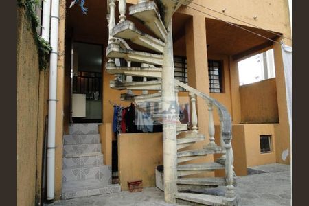 10_photo/94dce6bc71.8a706a3c1c8a5b40-ATLAS-5029176f-e045-4f15-bb65-566fb7c1f508.jpg de casa à venda com 3 quartos, 200m² em São Lourenço, Curitiba