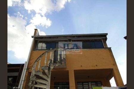 24_photo/94dce6bc71.8a706a3c1c8a5b40-ATLAS-5cff9d64-1c7a-4e17-a91c-a9d33af7ec6f.jpg de casa à venda com 3 quartos, 200m² em São Lourenço, Curitiba