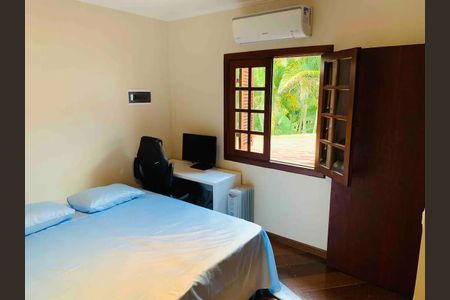 17_photo/94dce6bc71.cbbfd4a03055828f-ATLAS-5fa0e37f-6ec4-45a1-bb92-ec5389b9f317.jpg de casa à venda com 3 quartos, 260m² em São Lourenço, Curitiba