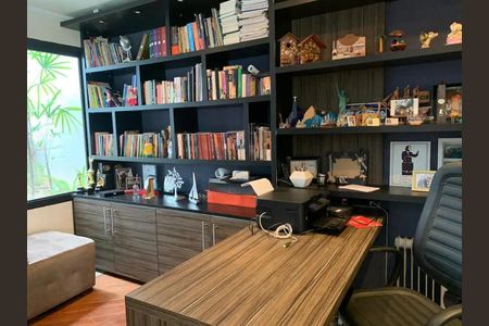 2_photo/94dce6bc71.cbbfd4a03055828f-ATLAS-d5bf1985-35af-4aae-8a10-f55b0ecbb4ba.jpg de casa à venda com 3 quartos, 260m² em São Lourenço, Curitiba