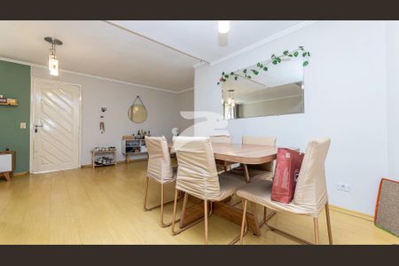 6_photo/94dce6bc75.72fc516e6ab264c7-ATLAS-af59f1ec-2b9c-4cc5-8eb3-2ea85d97fc13.jpg de casa à venda com 3 quartos, 125m² em São Lourenço, Curitiba