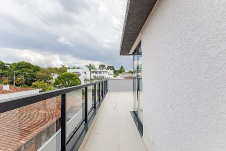 2_photo/94dce6bc93.526b8d0f117d2dc5-ATLAS-06eb4a3c-c5ed-4e00-b5f8-db87b0f8e7d4.jpg de casa à venda com 3 quartos, 130m² em São Lourenço, Curitiba