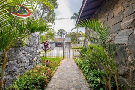 7_photo/94dce6bcdf.2c15601846e0cf59-ATLAS-8e0cf597-5945-4916-b66a-a2868748e3cf.jpg de casa à venda com 5 quartos, 779m² em São Lourenço, Curitiba