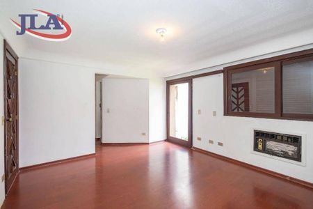 28_photo/94dce6bcdf.2c15601846e0cf59-ATLAS-cf726e46-101c-48c6-8aab-c26f851eaa43.jpg de casa à venda com 5 quartos, 779m² em São Lourenço, Curitiba