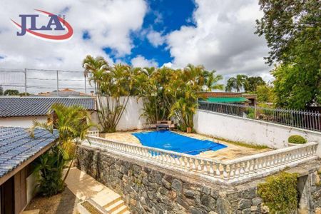 48_photo/94dce6bcdf.2c15601846e0cf59-ATLAS-ee6880e4-bc45-4954-99c1-dc0349bf91ae.jpg de casa à venda com 5 quartos, 779m² em São Lourenço, Curitiba