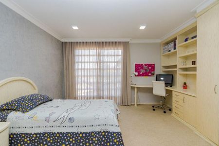 4_photo/94dce6bce1.6c5c93e045adfc60-ATLAS-20218894-e6c8-4a47-a4d2-770b72319653.jpg de casa à venda com 4 quartos, 498m² em São Lourenço, Curitiba