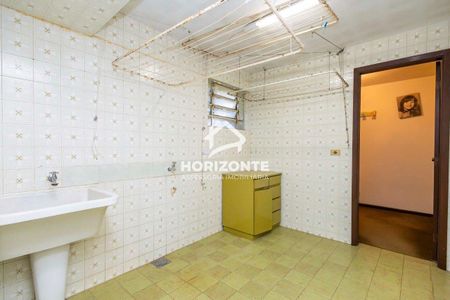 36_photo/94dce6bced.a5aae0993012fdde-ATLAS-02502ce1-ad9f-4db3-86a7-a996b10b9da7.jpg de casa à venda com 3 quartos, 332m² em São Lourenço, Curitiba