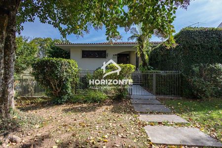 41_photo/94dce6bced.a5aae0993012fdde-ATLAS-2aac2f32-38ff-448d-b1e6-11cac1a2bed5.jpg de casa à venda com 3 quartos, 332m² em São Lourenço, Curitiba