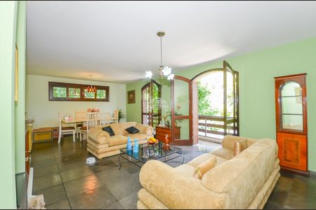 6_photo/94dce6bced.a5aae0993012fdde-ATLAS-d040e12e-3097-4bb5-b802-7ecd871a9d53.jpg de casa à venda com 4 quartos, 332m² em São Lourenço, Curitiba