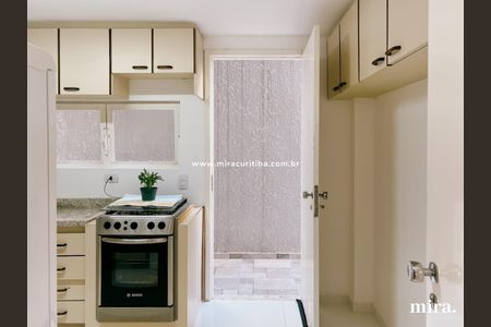 14_photo/94dce6bd43.821bca6a381fcd78-ATLAS-8cb2bb8e-bc24-46b5-a361-38feae9e1708.jpg de casa à venda com 3 quartos, 201m² em Ahú, Curitiba