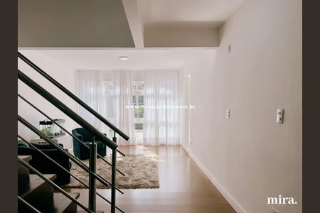 8_photo/94dce6bd43.821bca6a381fcd78-ATLAS-a591fd37-795d-4eb6-9f68-3847c4e9d0cb.jpg de casa à venda com 3 quartos, 201m² em Ahú, Curitiba