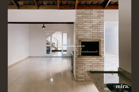 20_photo/94dce6bd43.821bca6a381fcd78-ATLAS-d025976b-f7f2-4c9b-ae20-4db20d8f3143.jpg de casa à venda com 3 quartos, 201m² em Ahú, Curitiba