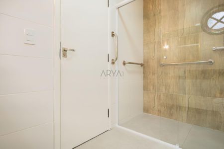 5_photo/94dce6bd51.e38f2492aa902cd9-ATLAS-4537e8be-bfad-428a-a00a-4a263271f8b2.jpg de casa à venda com 3 quartos, 248m² em Ahú, Curitiba