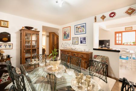 6_photo/94dce6bd51.e38f2492aa902cd9-ATLAS-8074574e-8f9c-42e7-b648-518c2fde3ed4.jpg de casa à venda com 3 quartos, 248m² em Ahú, Curitiba