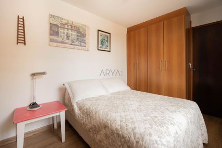 4_photo/94dce6bd51.e38f2492aa902cd9-ATLAS-e8b336aa-e658-4cae-88b1-f8e3d87930f6.jpg de casa à venda com 3 quartos, 248m² em Ahú, Curitiba