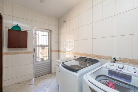 3_photo/94dce6bd57.c90f043f73090339-ATLAS-9f8e3757-f33a-48fa-ac4e-7dd3df72fb7b.jpg de casa à venda com 2 quartos, 119m² em Ahú, Curitiba