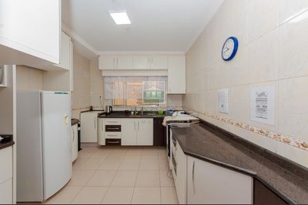 35_photo/94dce6bd91.18e6ac91b37a8e88-ATLAS-6cf8ccb0-3215-4da3-95ce-efa90bc3b898.jpg de casa à venda com 6 quartos, 369m² em Ahú, Curitiba