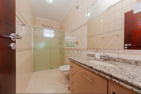 31_photo/94dce6bd91.18e6ac91b37a8e88-ATLAS-b158d1e8-5c5b-46f3-ae26-bee3c639f0fa.jpg de casa à venda com 6 quartos, 369m² em Ahú, Curitiba