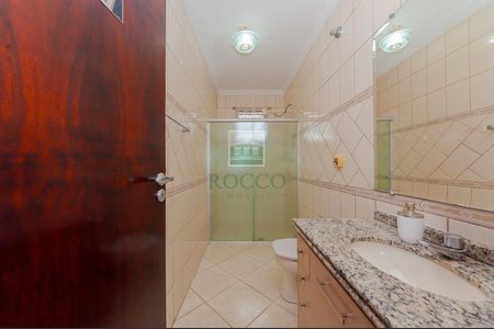 30_photo/94dce6bd91.18e6ac91b37a8e88-ATLAS-b8c5c40e-5e9d-40a2-be9f-9cc4d9fac14f.jpg de casa à venda com 6 quartos, 369m² em Ahú, Curitiba