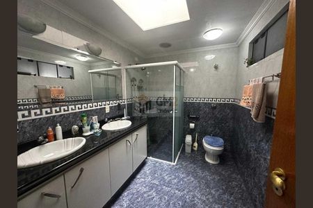 21_photo/94dce6bdf1.f34ea19b5153c875-ATLAS-8bf4edf3-61ba-4250-93f5-d4d7ccb28350.jpg de casa à venda com 3 quartos, 292m² em São Lourenço, Curitiba