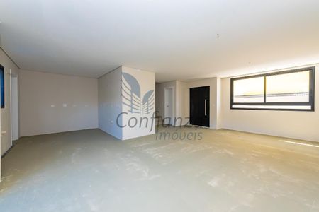 6_photo/94dce6bf53.1788552eaf7d05ed-ATLAS-e60d1f7d-3c04-40dd-aa94-b9e1962b96b4.jpg de casa à venda com 3 quartos, 219m² em São Lourenço, Curitiba