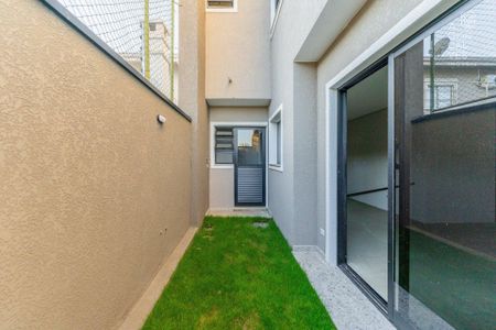 11_photo/94dce6bf53.24b532c568b5651c-ATLAS-a1e929b9-6393-4dec-a04c-764b54cbca6f.jpg de casa à venda com 3 quartos, 218m² em São Lourenço, Curitiba