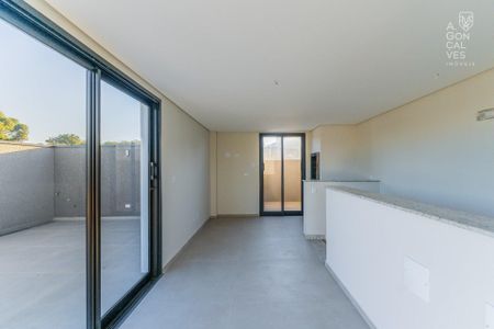 27_photo/94dce6bf53.24b532c568b5651c-ATLAS-c12007e7-43bb-418e-85aa-5b018ff2ee1a.jpg de casa à venda com 3 quartos, 218m² em São Lourenço, Curitiba