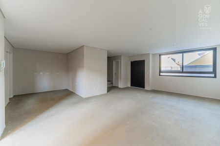 6_photo/94dce6bf53.98211145c08a4e65-ATLAS-067a1bba-0e9c-44b6-92ec-da8e10e4b777.jpg de casa à venda com 3 quartos, 234m² em São Lourenço, Curitiba