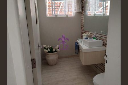 8_photo/94dce6bf8b.2fed7e95ddef69d8-ATLAS-b21d0803-3a3d-418b-a3ad-9434a2253254.jpg de casa à venda com 3 quartos, 199m² em São Lourenço, Curitiba