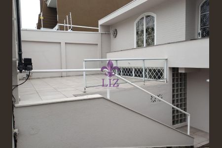 3_photo/94dce6bf8b.2fed7e95ddef69d8-ATLAS-e3d812c5-eb95-419f-a2bc-b6ceeb8e3e05.jpg de casa à venda com 3 quartos, 199m² em São Lourenço, Curitiba