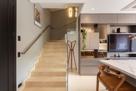 7_photo/94dce6bfbd.4a40dbf80a3f55e2-ATLAS-2a46b80f-9176-4985-adce-55b27b05da1e.jpg de casa à venda com 2 quartos, 236m² em São Lourenço, Curitiba