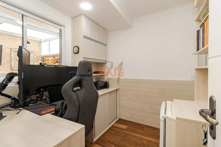 8_photo/94dce6bfd7.335f2d2eec5376d7-ATLAS-0b5fe8c0-58d7-4443-a5ad-0c46b5bdabf5.jpg de casa à venda com 3 quartos, 183m² em São Lourenço, Curitiba