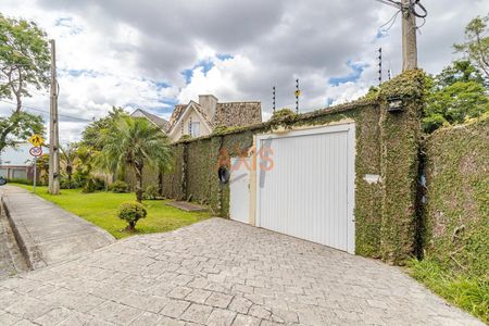 42_photo/94dce6bfd7.335f2d2eec5376d7-ATLAS-260c15fd-a1da-44b6-a32e-be0de54892ce.jpg de casa à venda com 3 quartos, 183m² em São Lourenço, Curitiba