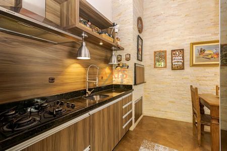 13_photo/94dce6bfd7.335f2d2eec5376d7-ATLAS-31231796-50a4-4bdf-b147-4b3e7407be91.jpg de casa à venda com 3 quartos, 183m² em São Lourenço, Curitiba