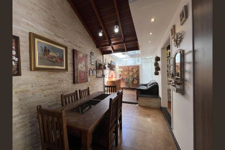 10_photo/94dce6bfd7.335f2d2eec5376d7-ATLAS-6e228f8e-9092-4aec-9421-941b64ff4137.jpg de casa à venda com 3 quartos, m² em São Lourenço, Curitiba