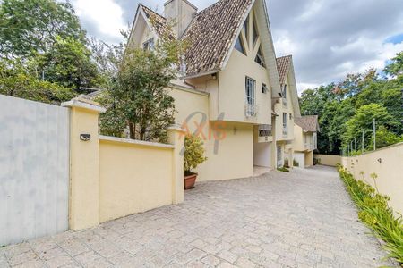 41_photo/94dce6bfd7.335f2d2eec5376d7-ATLAS-90c16f8b-bad2-401b-9316-202bc7f21dba.jpg de casa à venda com 3 quartos, 183m² em São Lourenço, Curitiba