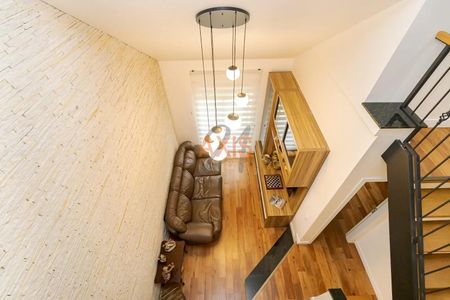 37_photo/94dce6bfd7.335f2d2eec5376d7-ATLAS-b6d0c5a5-bb1e-4560-92ae-6a28bd568c9e.jpg de casa à venda com 3 quartos, 183m² em São Lourenço, Curitiba