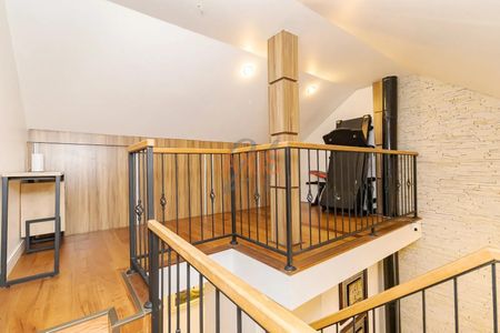 32_photo/94dce6bfd7.335f2d2eec5376d7-ATLAS-ffb32a56-2af5-4821-97a7-5e74de935742.jpg de casa à venda com 3 quartos, 183m² em São Lourenço, Curitiba