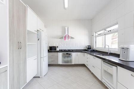 6_photo/94dce6c079.a944a7ef88bd55c6-ATLAS-9883f5ef-eab8-4975-8a18-d657e5c01805.jpg de casa à venda com 4 quartos, 248m² em São Lourenço, Curitiba