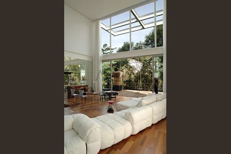 6_photo/94dce6c281.fad97a88a53e9b6a-ATLAS-578471f7-a62d-4aa1-8109-e8202a13f6d8.jpg de casa à venda com 3 quartos, 445m² em São Lourenço, Curitiba