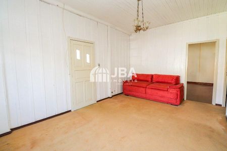 9_photo/94dce6c2c5.a64aef6598c47c00-ATLAS-28536fd8-7b0f-44df-bd11-cb1d2c811549.jpg de casa à venda com 4 quartos, 130m² em São Lourenço, Curitiba