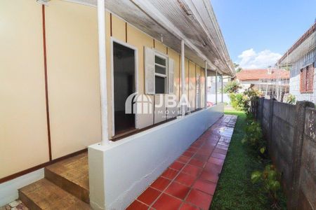 38_photo/94dce6c2c5.a64aef6598c47c00-ATLAS-4e78a118-8474-4c93-a3d6-e0efbc12a2e8.jpg de casa à venda com 4 quartos, 130m² em São Lourenço, Curitiba