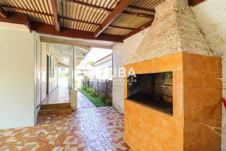 37_photo/94dce6c2c5.a64aef6598c47c00-ATLAS-8a88cbc2-3955-4af7-a124-e98abde31283.jpg de casa à venda com 4 quartos, 130m² em São Lourenço, Curitiba