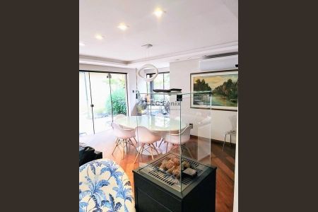 9_photo/94dce6c2e1.d7a91d1757fec3a4-ATLAS-86945be9-a212-4bc2-a73d-e681924538b0.jpg de casa à venda com 5 quartos, 980m² em São Lourenço, Curitiba