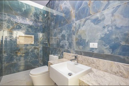 25_photo/94dce6c369.6e2ecc97e87e05df-ATLAS-2dcea35e-74e1-474a-a6a6-a7e3bca0f2fd.jpg de casa à venda com 3 quartos, 216m² em São Lourenço, Curitiba