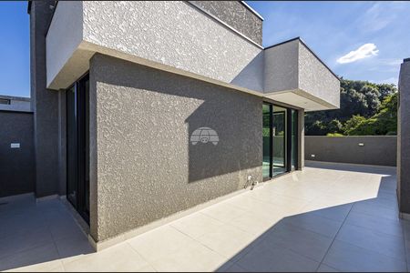 44_photo/94dce6c369.6e2ecc97e87e05df-ATLAS-8c12c3c5-cedf-4ada-957c-87bff1d7385d.jpg de casa à venda com 3 quartos, 216m² em São Lourenço, Curitiba