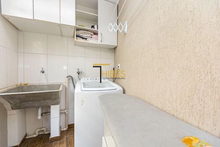 5_photo/94dce6c6ed.2fed7e95ddef69d8-ATLAS-80152bc4-19cc-4b3f-9fb5-8767a8192ca6.jpg de casa à venda com 3 quartos, 350m² em São Lourenço, Curitiba